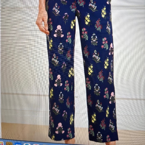 Talbot's Wide Leg , Ankle Length Blue with Floral Print Pants   8 Petite - Picture 1 of 3